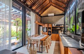 2 dormitorio villa 100 m² en Canggu, Indonesia. $325 000