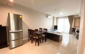 2-dormitorio apartamentos en condominio en Sathon, Tailandia. $245 000