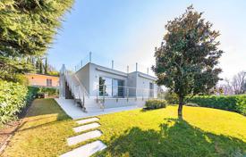 Villa – Bardolino, Véneto, Italia. 820 000 €