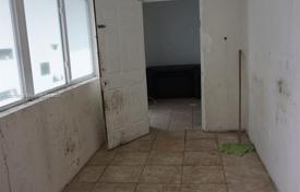2 dormitorio casa de pueblo 167 m² en Miami, Estados Unidos. $335 000