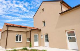 4 dormitorio casa de pueblo 185 m² en Istria County, Croacia. Price on request