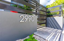 4 dormitorio casa de pueblo 263 m² en Miami, Estados Unidos. $1 999 000