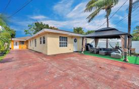 6 dormitorio casa de pueblo 254 m² en Miami, Estados Unidos. $750 000