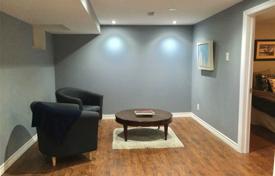 4 dormitorio casa de pueblo en Scarborough, Canadá. C$1 338 000