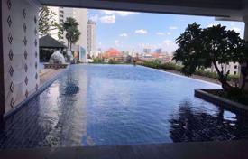 3 dormitorio ático en Bangkok, Tailandia. $776 000