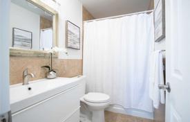 8 dormitorio casa de pueblo en North York, Canadá. C$1 528 000