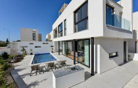 6 dormitorio villa 273 m² en Ayia Napa, Chipre. 575 000 €