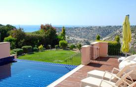 3 dormitorio chalet 175 m² en Aphrodite Hills, Chipre. 1 100 000 €