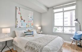4 dormitorio piso en Old Toronto, Canadá. C$893 000