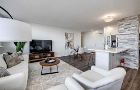 3 dormitorio piso en North York, Canadá. C$774 000