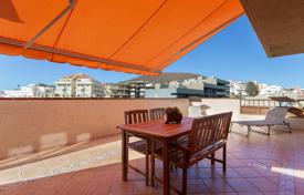 2 dormitorio ático 120 m² en Los Cristianos, España. 395 000 €