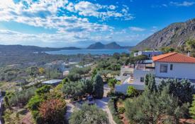 Villa – Loutraki, Administration of the Peloponnese, Western Greece and the Ionian Islands, Grecia. 1 580 000 €