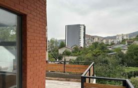 7 dormitorio casa de pueblo 228 m² en Tiflis, Georgia. $245 000