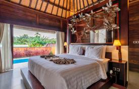 5 dormitorio villa 800 m² en Ubud, Indonesia. $183 000