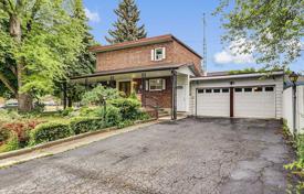 Casa de pueblo – Scarborough, Toronto, Ontario,  Canadá. C$1 061 000