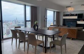 3-dormitorio apartamentos en condominio en Sathon, Tailandia. $3 400  por semana