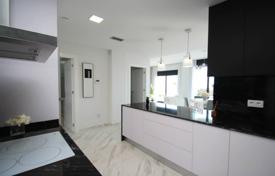 3 dormitorio villa 144 m² en San Miguel de Salinas, España. 630 000 €