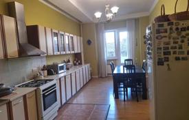4 dormitorio piso 150 m² en Vieja Tiflis, Georgia. $330 000