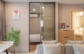 2-dormitorio apartamentos en condominio en Watthana, Tailandia. $248 000