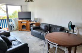 3 dormitorio piso 65 m² en Antibes, Francia. 339 000 €