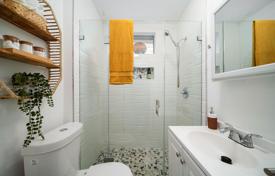 4 dormitorio casa de pueblo 135 m² en Miami, Estados Unidos. $565 000