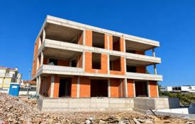 3 dormitorio piso 87 m² en Vodice, Croacia. 240 000 €