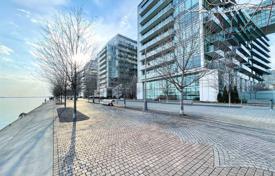 Piso – Queens Quay East, Old Toronto, Toronto,  Ontario,   Canadá. C$1 109 000