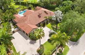 Villa – Pinecrest, Florida, Estados Unidos. 1 870 000 €