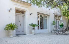 10 dormitorio chalet en L'Isle-sur-la-Sorgue, Francia. 1 072 000 €