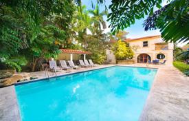 9 dormitorio villa 586 m² en Miami Beach, Estados Unidos. $6 495 000