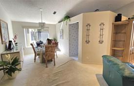 Casa de pueblo – Deerfield Beach, Broward, Florida,  Estados Unidos. $550 000