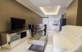 1-dormitorio apartamentos en condominio en Bang Rak, Tailandia. $275 000