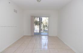 2-dormitorio apartamentos en condominio 75 m² en Miami, Estados Unidos. $260 000