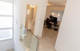 4 dormitorio chalet 334 m² en Chloraka, Chipre. 1 300 000 €
