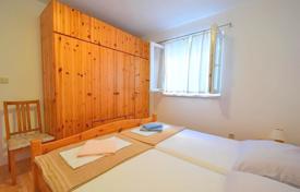 5 dormitorio casa de pueblo 130 m² en Primorje-Gorski Kotar County, Croacia. 455 000 €