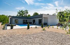 3 dormitorio casa de pueblo 188 m² en Labin, Croacia. 530 000 €