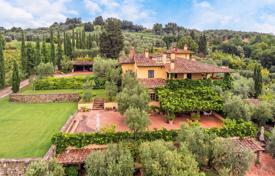 31 dormitorio finca rústica 998 m² en Prato, Italia. 3 700 000 €