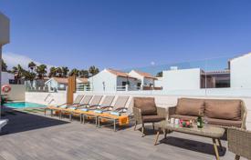 Villa – Fuerteventura, Islas Canarias, España. 2 850 €  por semana