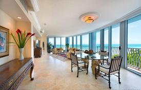 Piso – Ocean Drive, Miami Beach, Florida,  Estados Unidos. 3 500 €  por semana