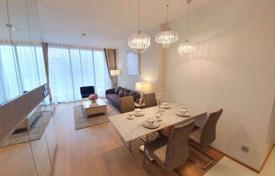 2-dormitorio apartamentos en condominio en Khlong Toei, Tailandia. $2 900  por semana