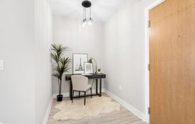 5 dormitorio piso en Etobicoke, Canadá. C$844 000