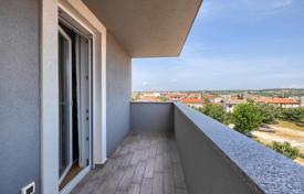 3 dormitorio piso 106 m² en Pula, Croacia. 395 000 €