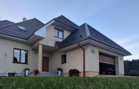 8 dormitorio casa de pueblo 300 m² en Dreiliņi, Letonia. 345 000 €