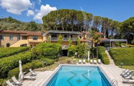 10 dormitorio villa 650 m² en Arezzo, Italia. 1 980 000 €