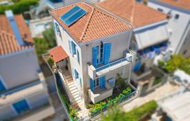 3 dormitorio casa de pueblo 95 m² en Spetses, Grecia. 350 000 €
