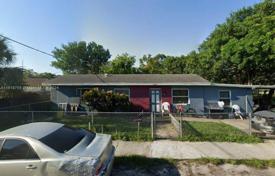 4 dormitorio casa de pueblo 157 m² en Fort Lauderdale, Estados Unidos. $399 000