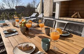 4 dormitorio chalet 178 m² en Kras, Croacia. 650 000 €