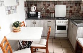 9 dormitorio casa de pueblo 1 m² en Hosszúpályi, Hungría. 5 200 €  por semana