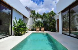 Villa – Kerobokan, Bali, Indonesia. $194 000