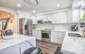 4 dormitorio adosado en Old Toronto, Canadá. C$1 885 000